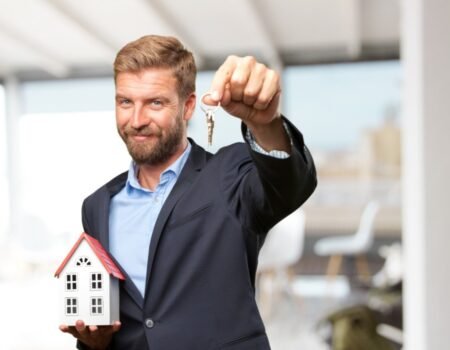 How to Choose the Right Real Estate Agent?